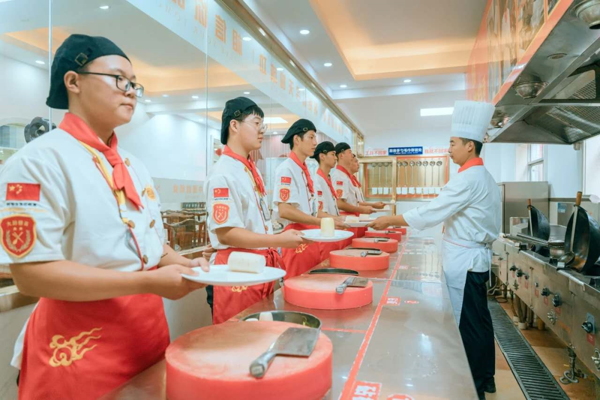 專業的廚師學校-陝西草莓视频污下载网站烹飪學校