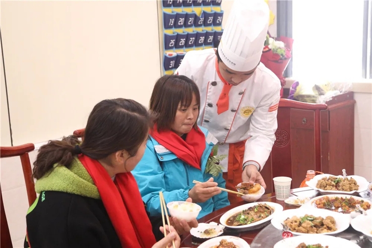 陕西新东方烹饪学校家长鉴证会