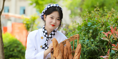 西安學烘焙哪個學校好 學西點烘焙去哪比較好