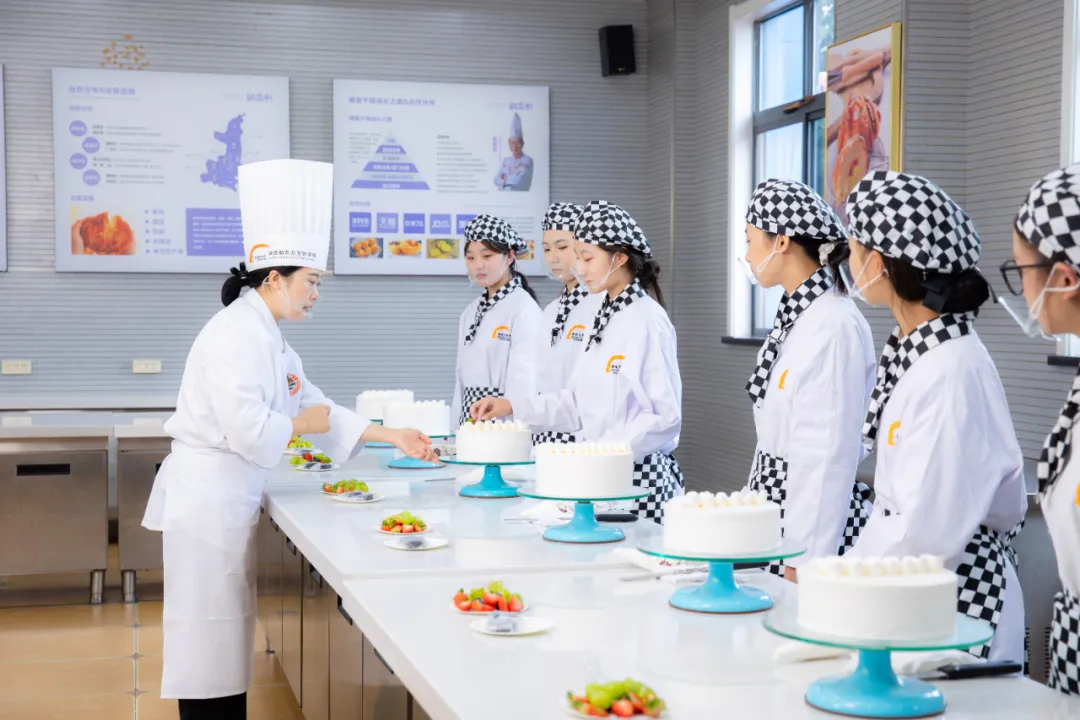 西安新东方技工学校2026年【春季预科班】报名火热开启,梦想席位,抢先锁定!