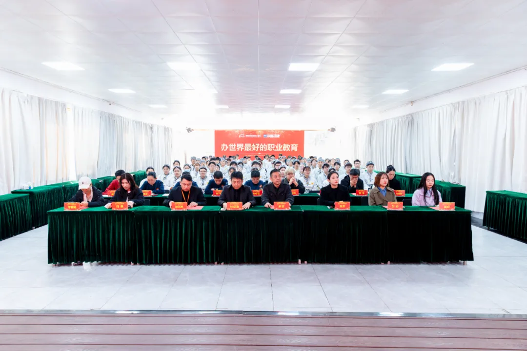 【技能照亮前程】甜蜜之约・职向未来 2025 年西安新东方秋季西点专业招聘会圆满举行!