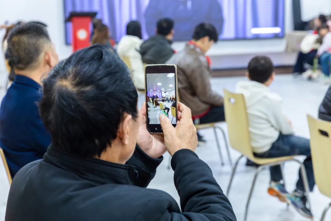 Уͬ硤δ¶2503ҳ֤Ļ