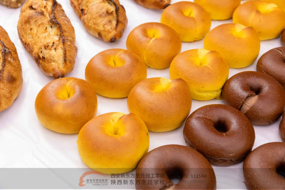 【夯实师资,定义未来 】西安新东方2025年度西点新品推介会圆满落幕!