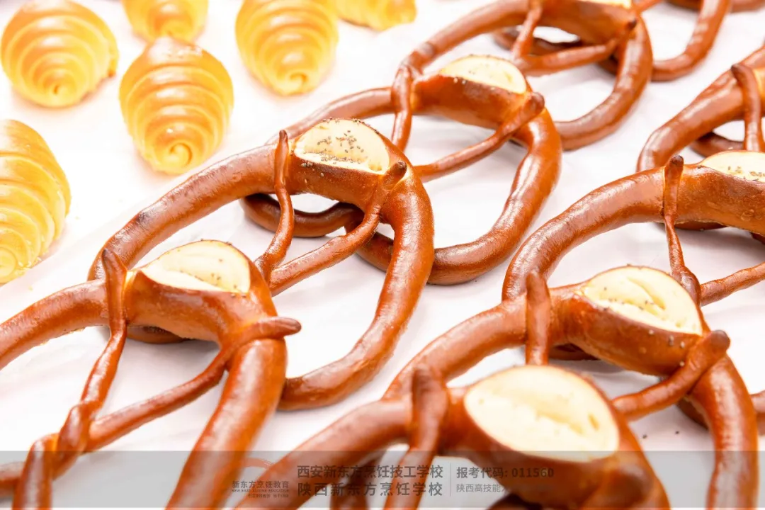 【夯实师资,定义未来 】西安新东方2025年度西点新品推介会圆满落幕!