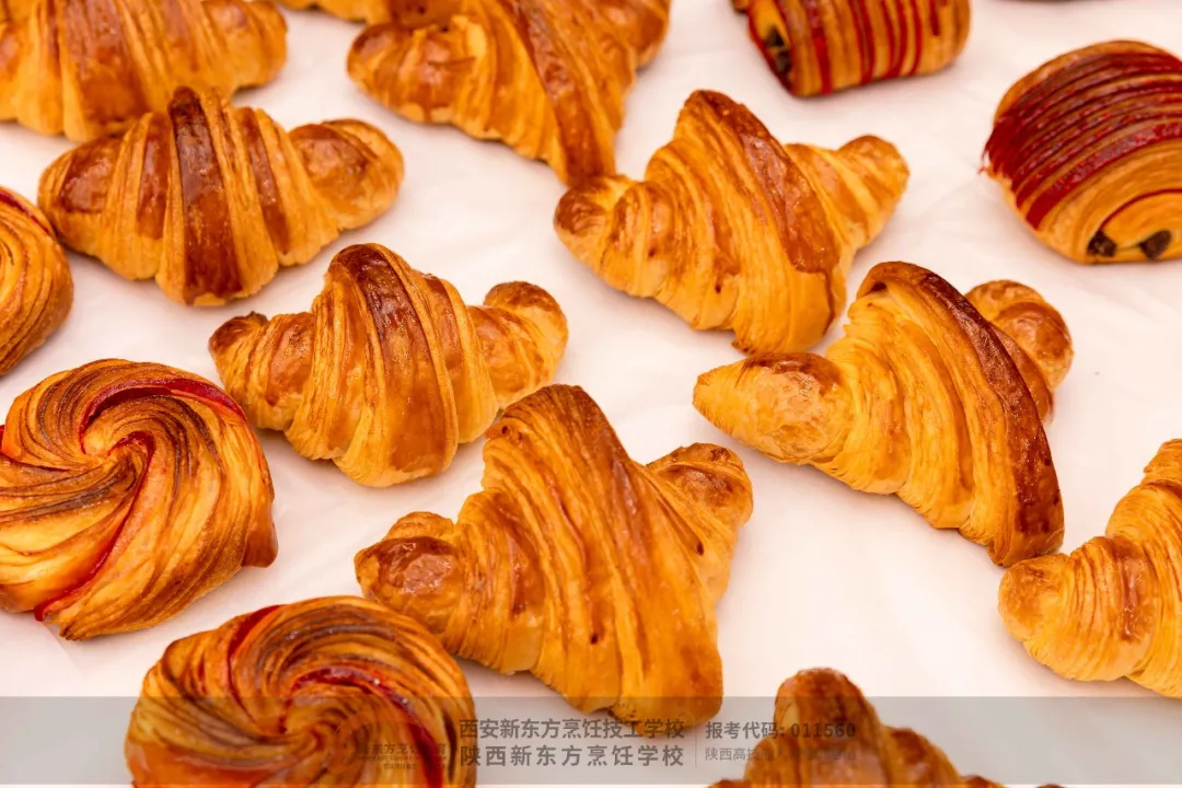 【夯实师资,定义未来 】西安新东方2025年度西点新品推介会圆满落幕!