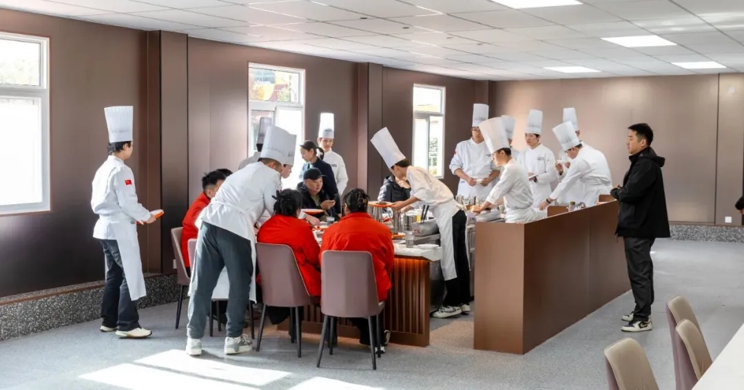 ¶Ԥ¼ѧͨںУ+10Žֹٳ壡