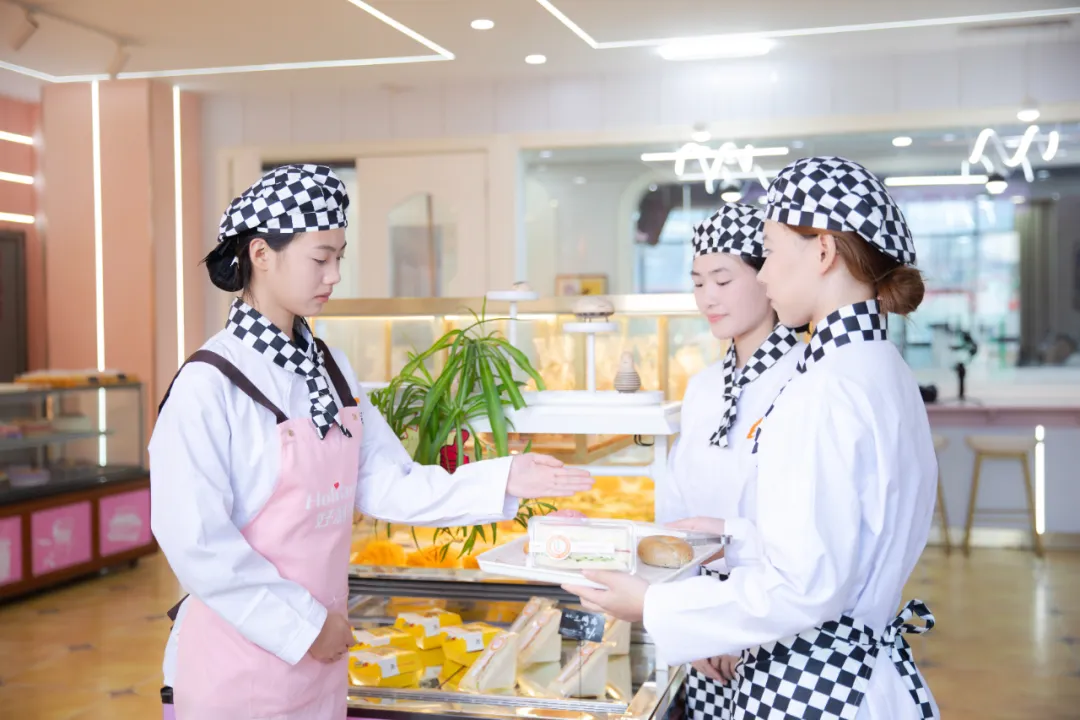 ¶Ԥ¼ѧͨںУ+10Žֹٳ壡