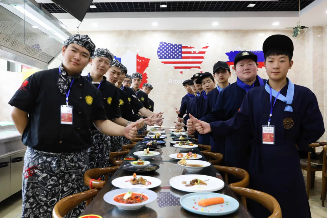 ¶Ԥ¼ѧͨںУ+10Žֹٳ壡