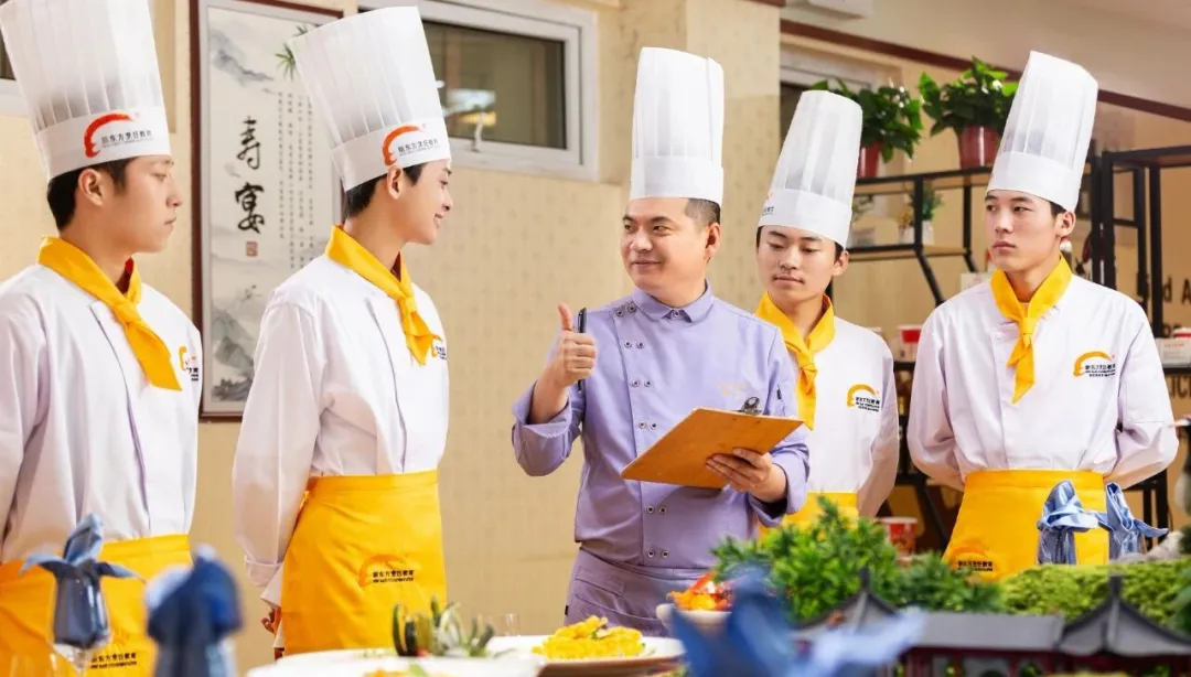 ¶Ԥ¼ѧͨںУ+10Žֹٳ壡