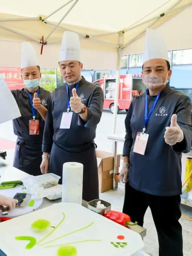 ��ϲ����ҫ���ģ������¶������غ�����λ����˼��ҩ���Ŷ�ն��𽱡�