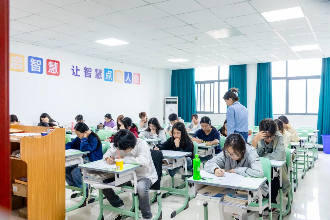 【招生简章】新东方三个月单招班,靶向提分上理想学校!