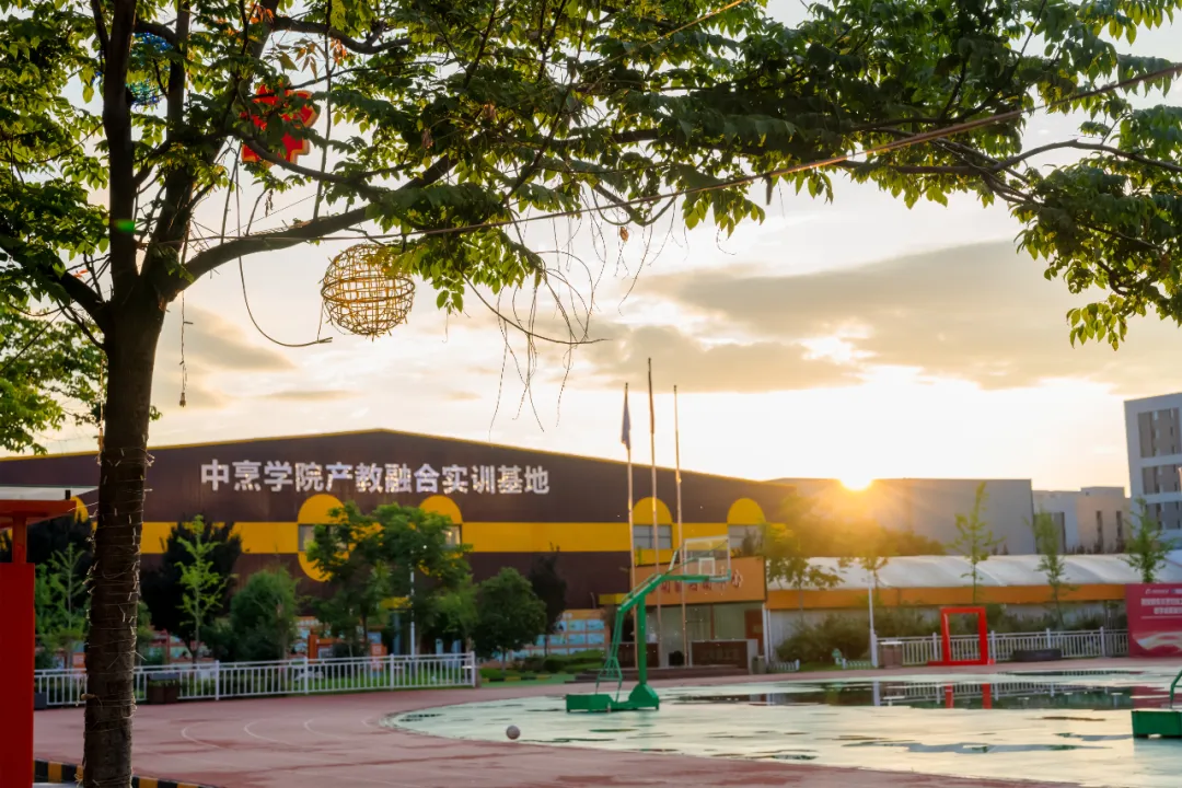 5 �� ���롱 �������磡�����¶���������ѧӪ����ů��Ӫ