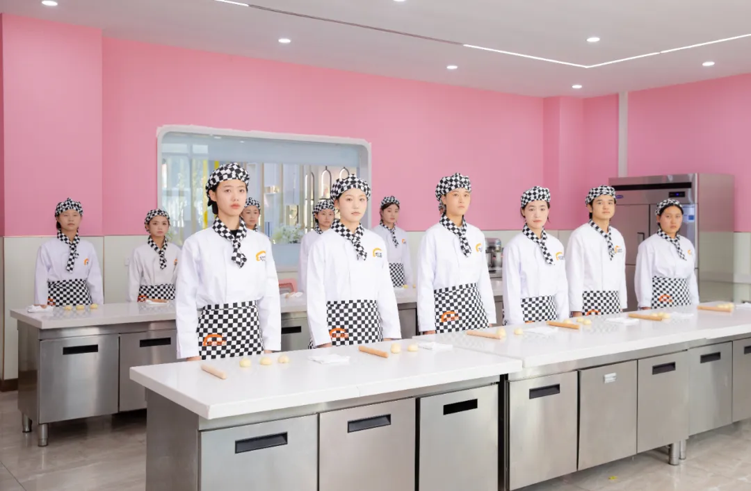 ������ѧ���㣬��׼���¶���ʵ���ɡ����������ף�ְҵ�з���