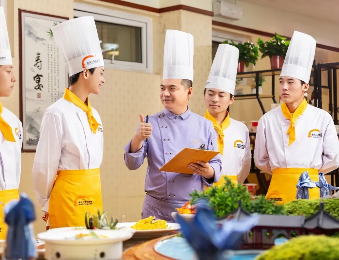 实力派新“食”力!西安新东方药膳面包新品发布会圆满落幕