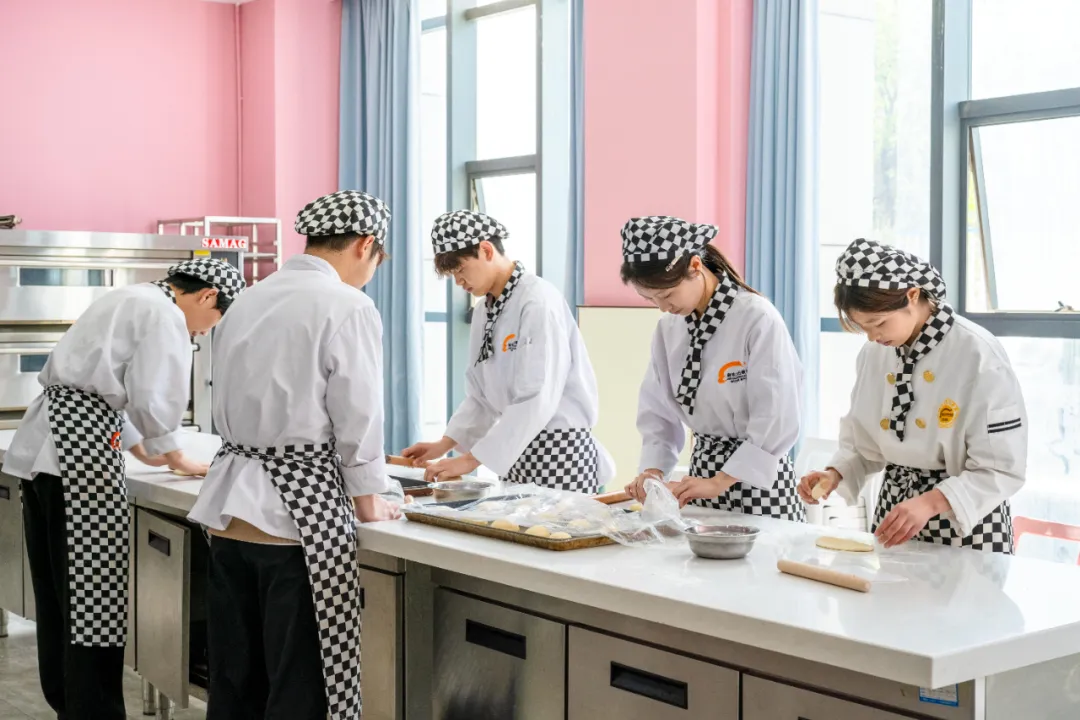 【西点实力派】10个问题讲透西安新东方西点课|新手也能轻松入门