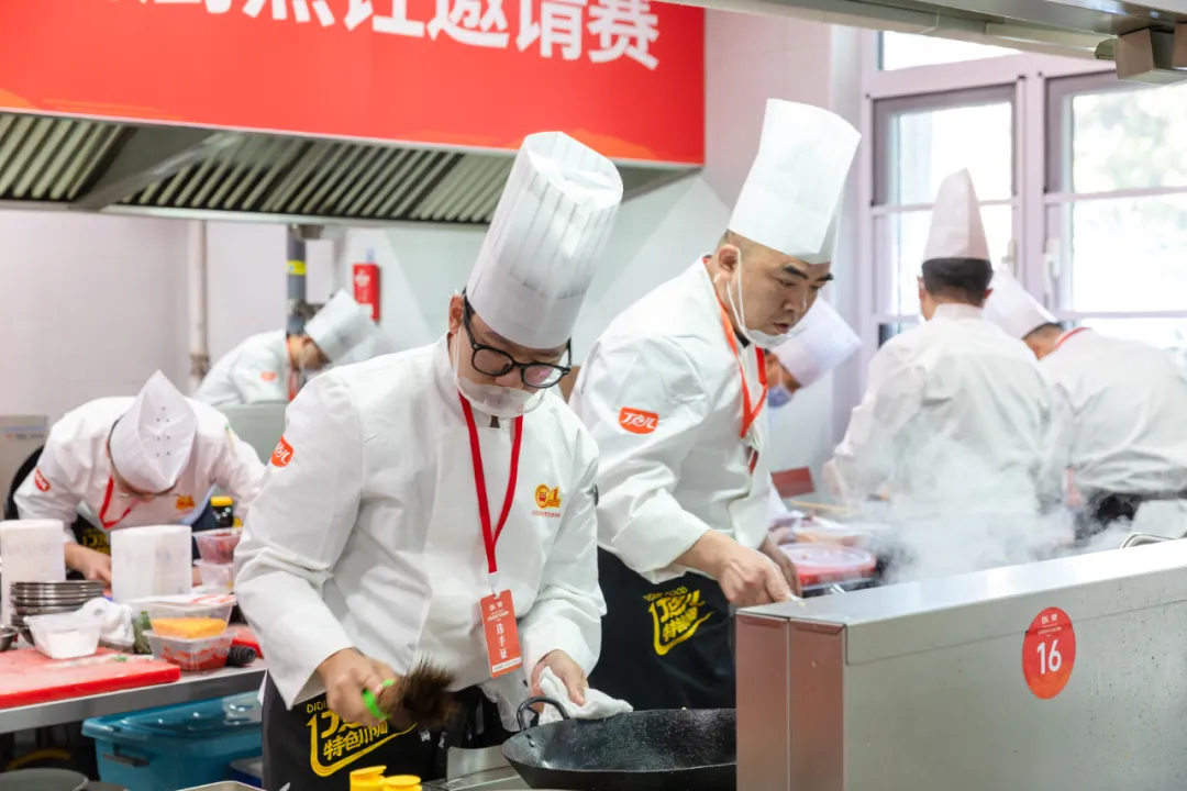 �ٹ�ʱ�̣������¶�����ʦ����ȫ������ն��1�ؽ�7��2����