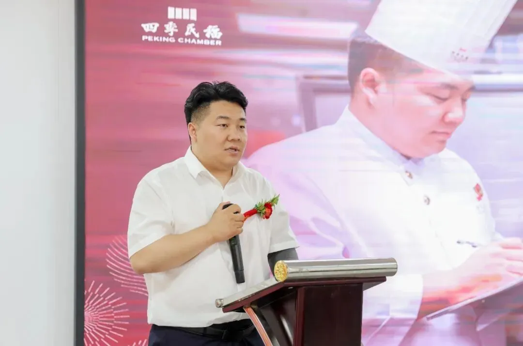 ��У԰������֮�⣬�ɳ��޽�����������¶�������һ��