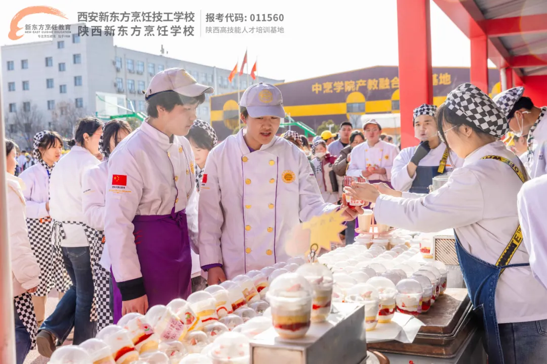 ��У԰������֮�⣬�ɳ��޽�����������¶�������һ��