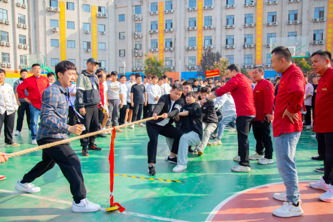 ��У԰������֮�⣬�ɳ��޽�����������¶�������һ��