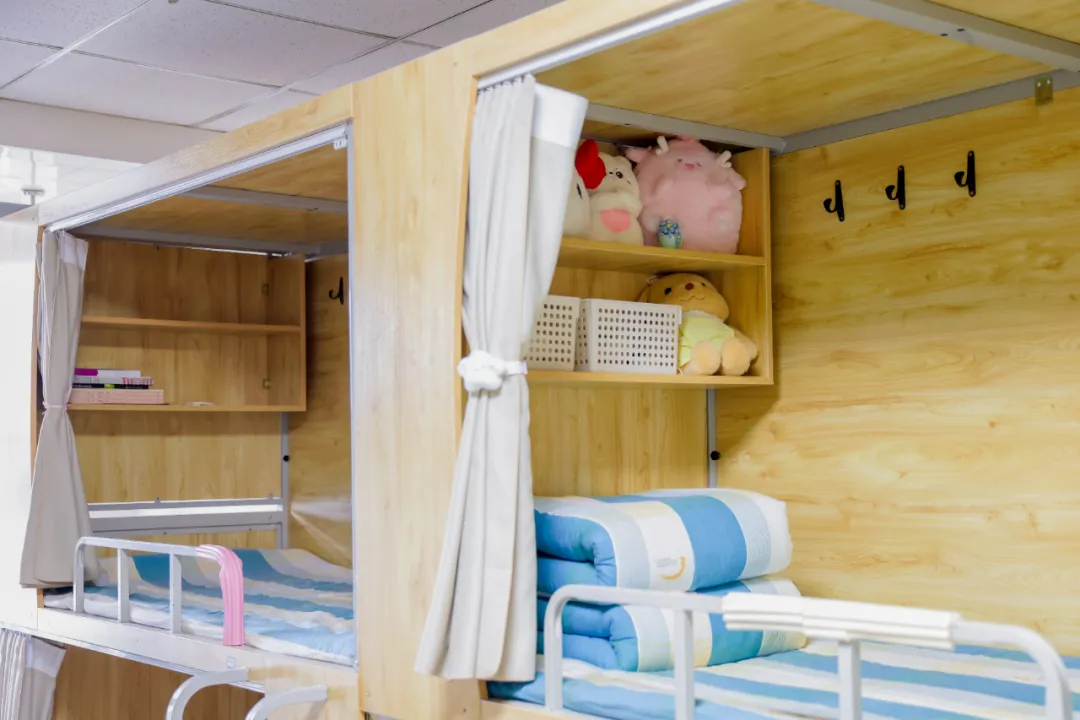 ����ѧ ����Ȧ�� ���ܣ������¶���Ԫ�������ѧӪ���1����1��1�տ�Ӫ