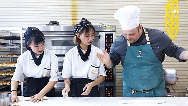陕西新东方烹饪学校国际烘焙班