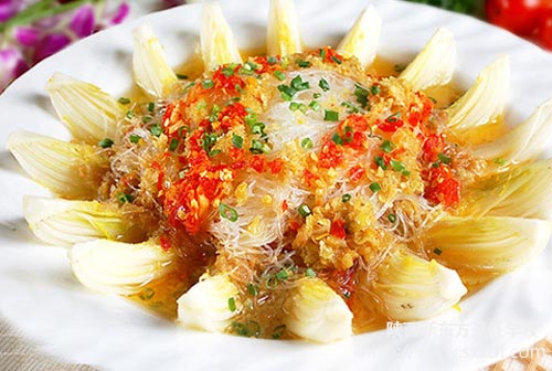 爽口滋味 剁椒粉丝蒸娃娃菜