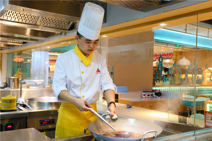 成功学子张文杰：成功，从走向陕西新东方烹饪学校开始