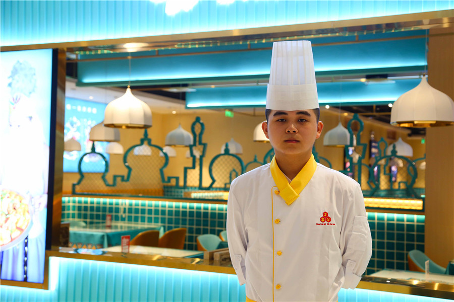 成功学子张文杰：成功，从走向陕西新东方烹饪学校开始