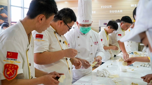 陝西草莓视频污在线烹飪學校就業保障怎麽樣?企業鼎泰豐定向班培訓
