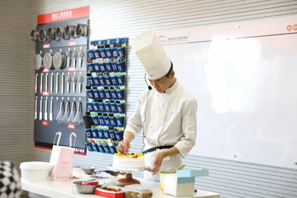西安烹飪培訓學校 陝西學廚師