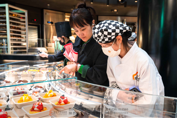 校企联动拓视野 岗位实践促就业—西安新东方烹饪技工学校组织西点专业学子走进入口天物企业参观学习