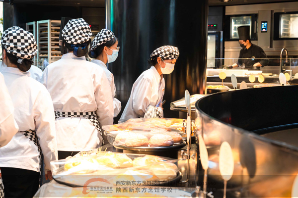 校企联动拓视野 岗位实践促就业—西安新东方烹饪技工学校组织西点专业学子走进入口天物企业参观学习