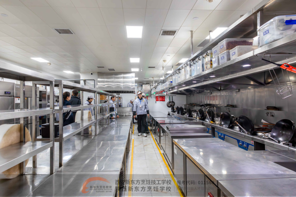 �����¶�����⿼���ѧУ�в�ѧ���߽�����С�������,������ҵʵ��������