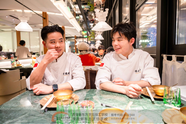 ��ϵѧ��ů���� У������ҵ·���������¶�����⿼���ѧУ�쵼���Ϻ�����¤�طñ�ҵ��