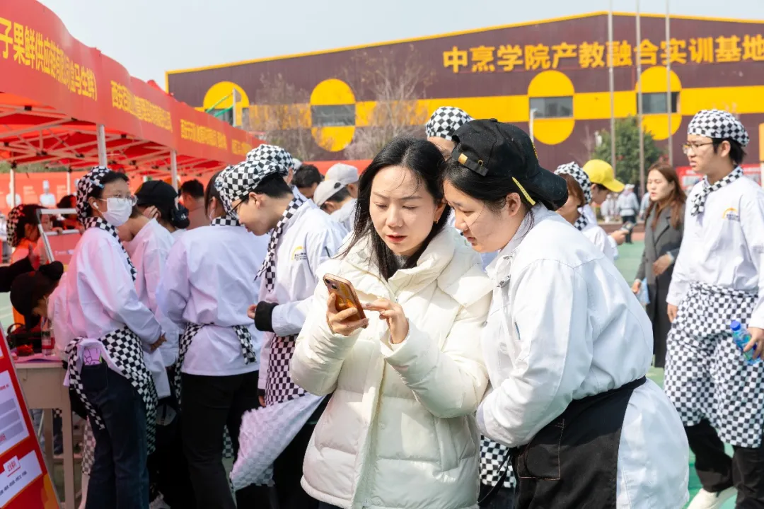 ��������ǰ�̡��������¶�����⿼���ѧУ�ִ������ҵѧԺ������2026�괺���˲�Ԥ��˫ѡ��Բ������