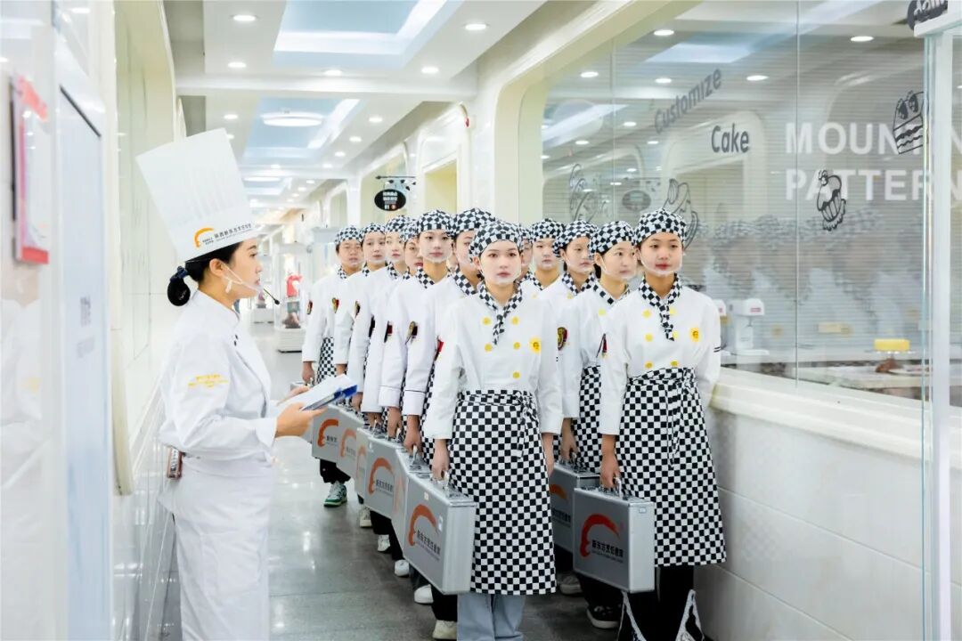 �����ٽ����һ�飡������ֱ�������¶������ã�