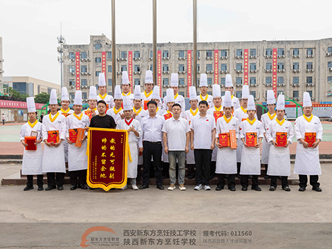 ���ݻ���������������¶������Ͼٰ�����ںϵڶ��ڶ�����ҵ����