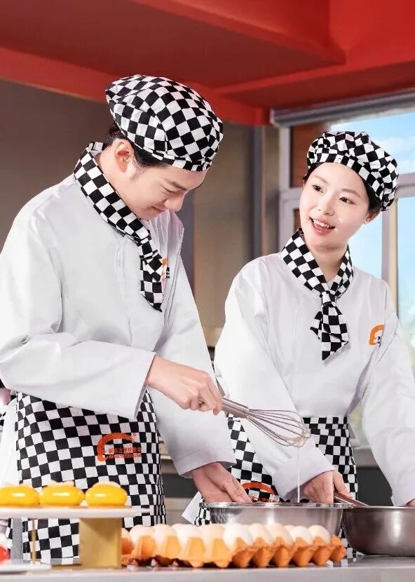 �����¶�����⿼���ѧУѧ��ֵ��ֵ������Ͷ���ˣ��ҳ����ܿ�����