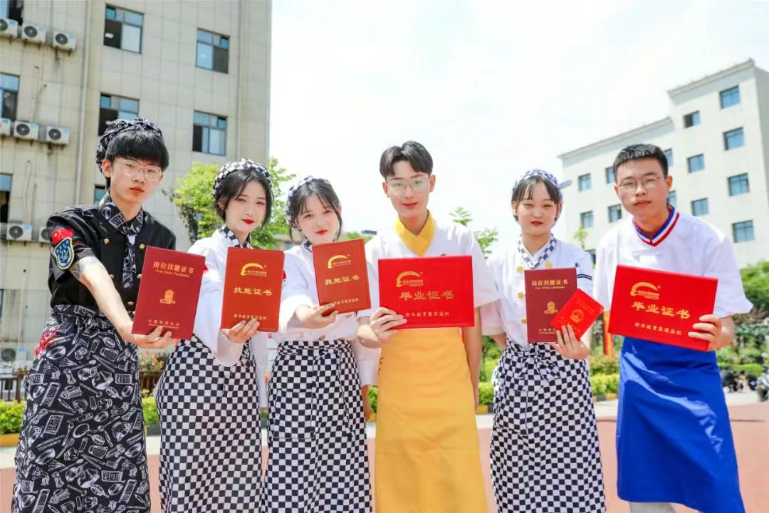 同样是学西点,“有学籍”和“无学籍”差的不止一本证书