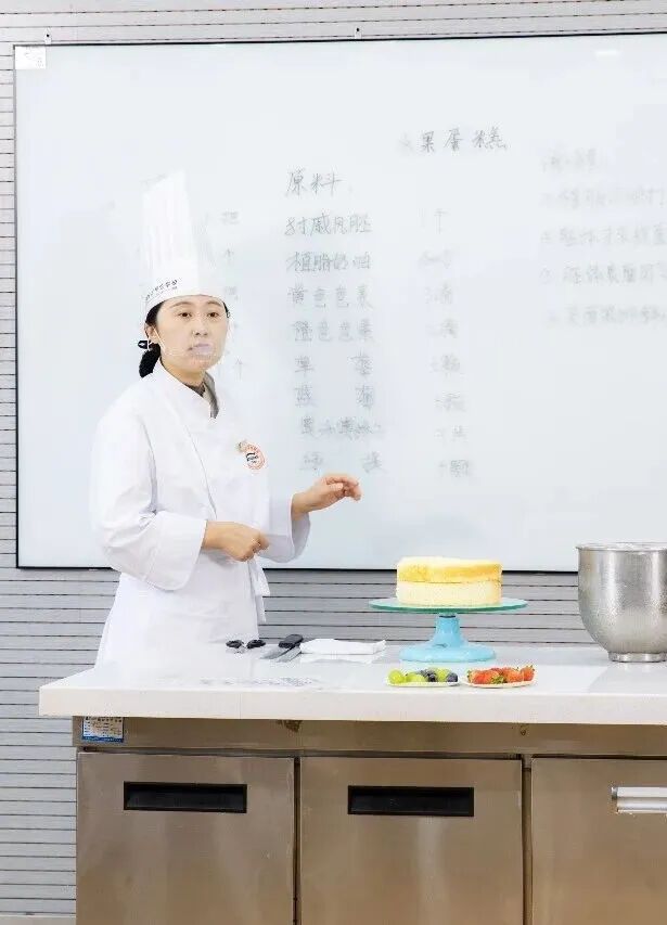 同样是学西点,“有学籍”和“无学籍”差的不止一本证书