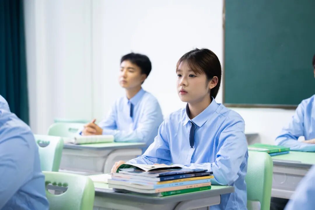 还没定好学校?西安家长圈都在打听的这所学校,秋季校企定向班补录进行中