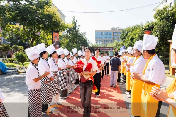 ���ܸı����磬��������ǰ�̡���ѧ��һ������ѧ�ӷ�����