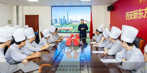 �̻�ΪԼ������ͬ�У������¶�����⿼���ѧУ��ҵ��������ר��˳����չ
