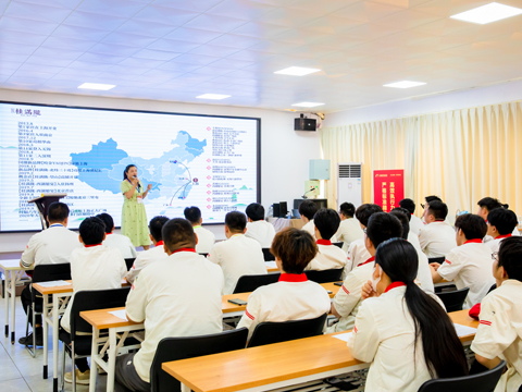就业动态|上海桂满陇餐饮管理有限公司进校宣讲，为学子就业保驾护航！