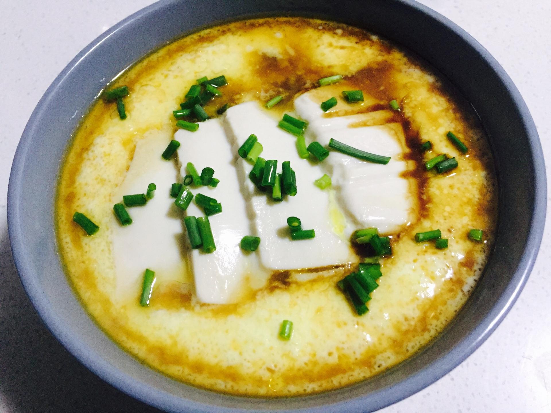 【新东方烹饪课堂】豆腐蒸蛋的做法